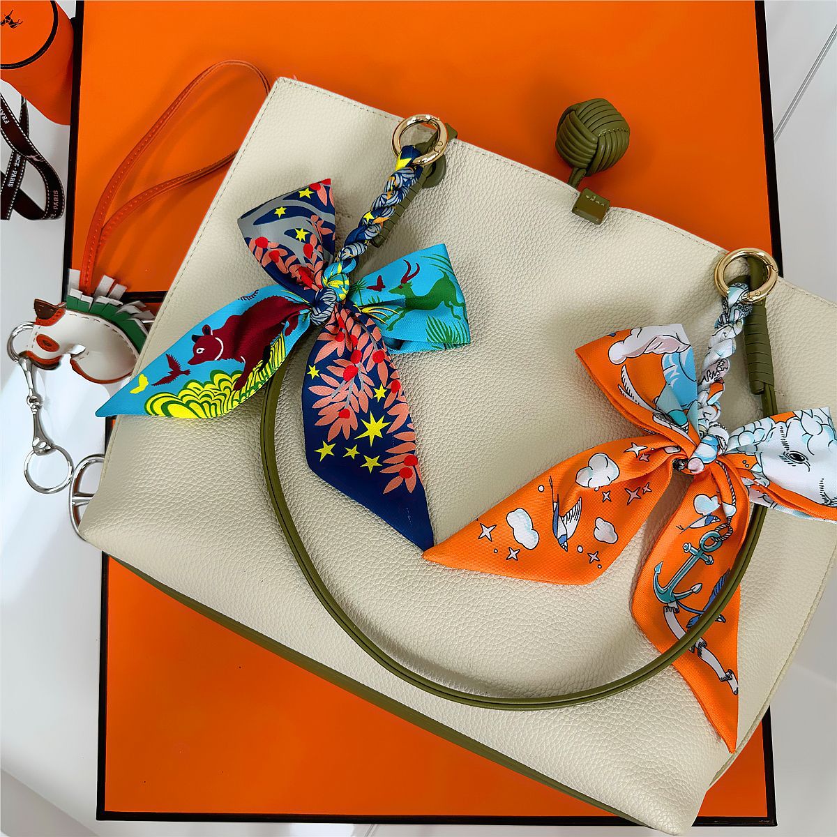 Women'S Ysl Fashion - Élégant porte-clés nœud en soie multicolore