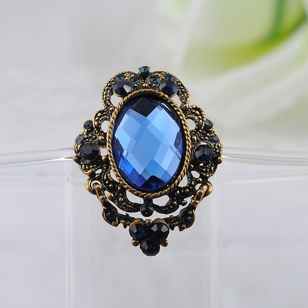 Broche camée de style victorie - Women'S Fashion Retailers avis et prix